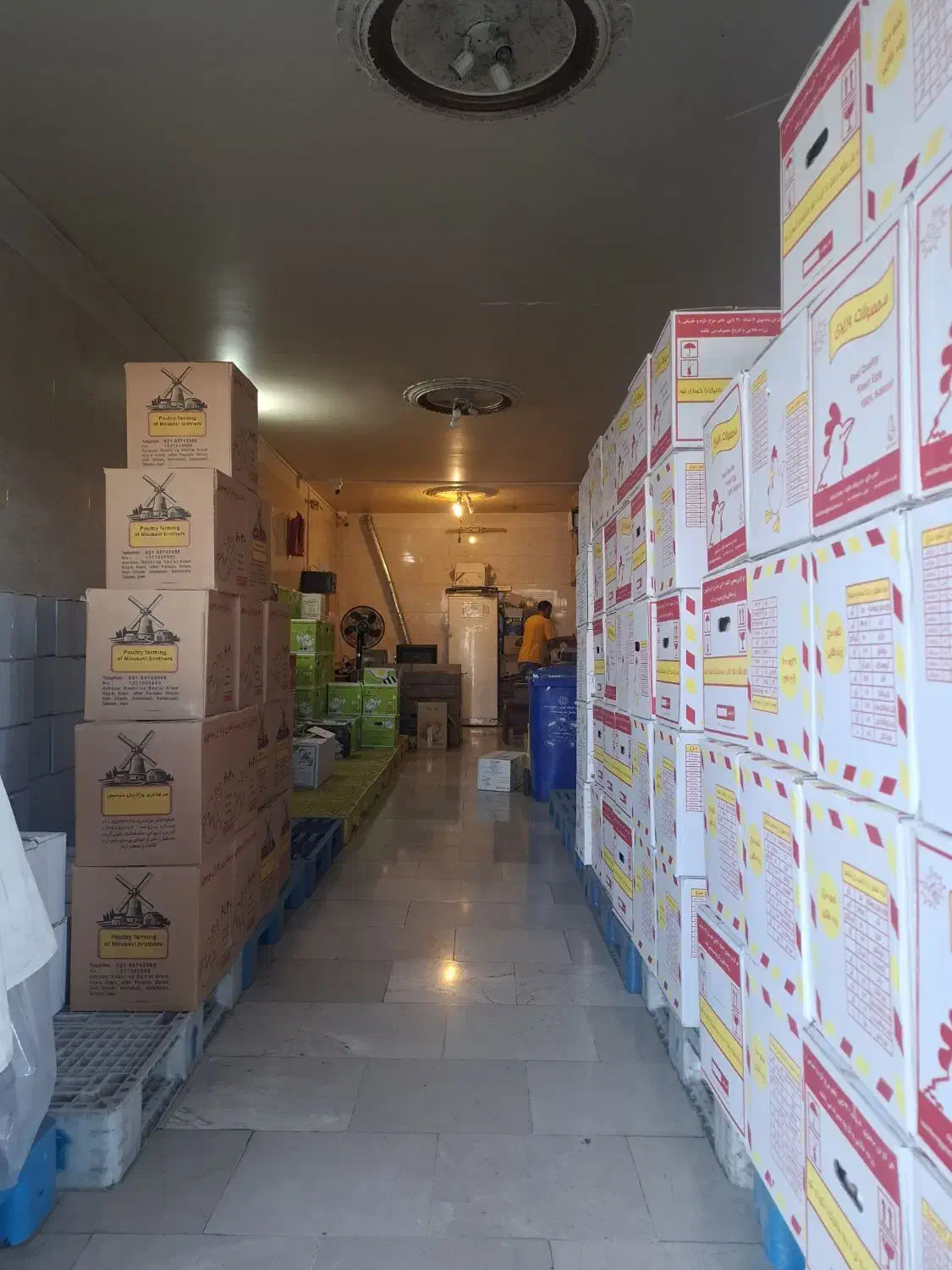 مغازه 56 و 50 متر فول امکانات فقط مشاغل تمیز