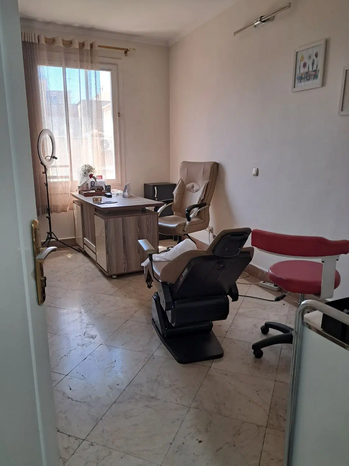 اجاره اتاق کلینیک پوست مو زیبایی