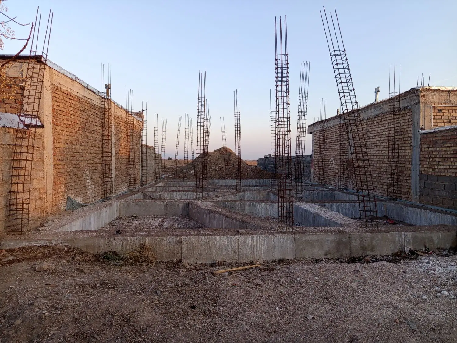 زمین مسکونی