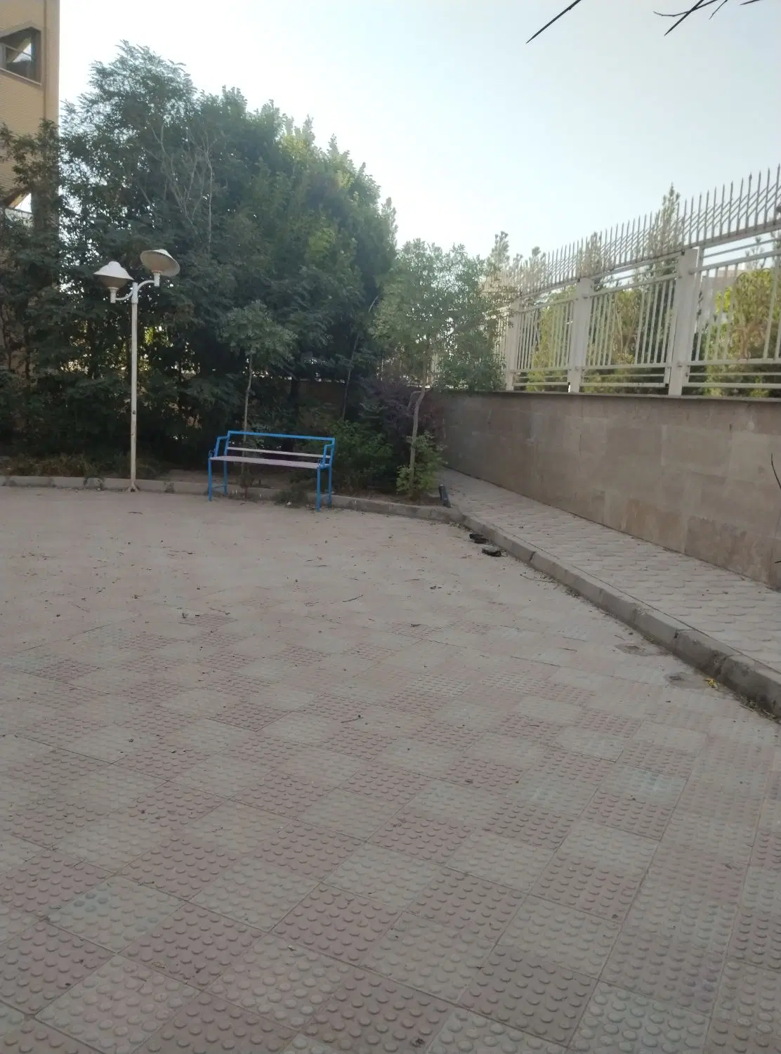 زمین برکانال پردبسان برای مغازه یا کارگاه یا انبار
