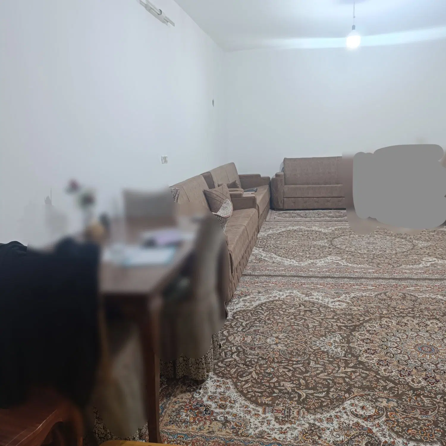 ۸۰ متر طالقانی ۱۰ همکف حیاط دار