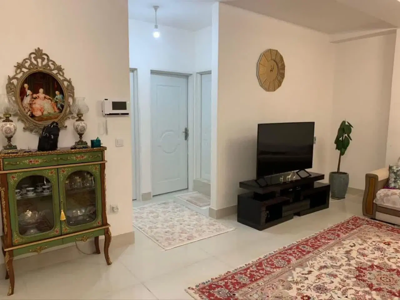 اجاره آپارتمان ۱۰۰ متری. میدان ولایت