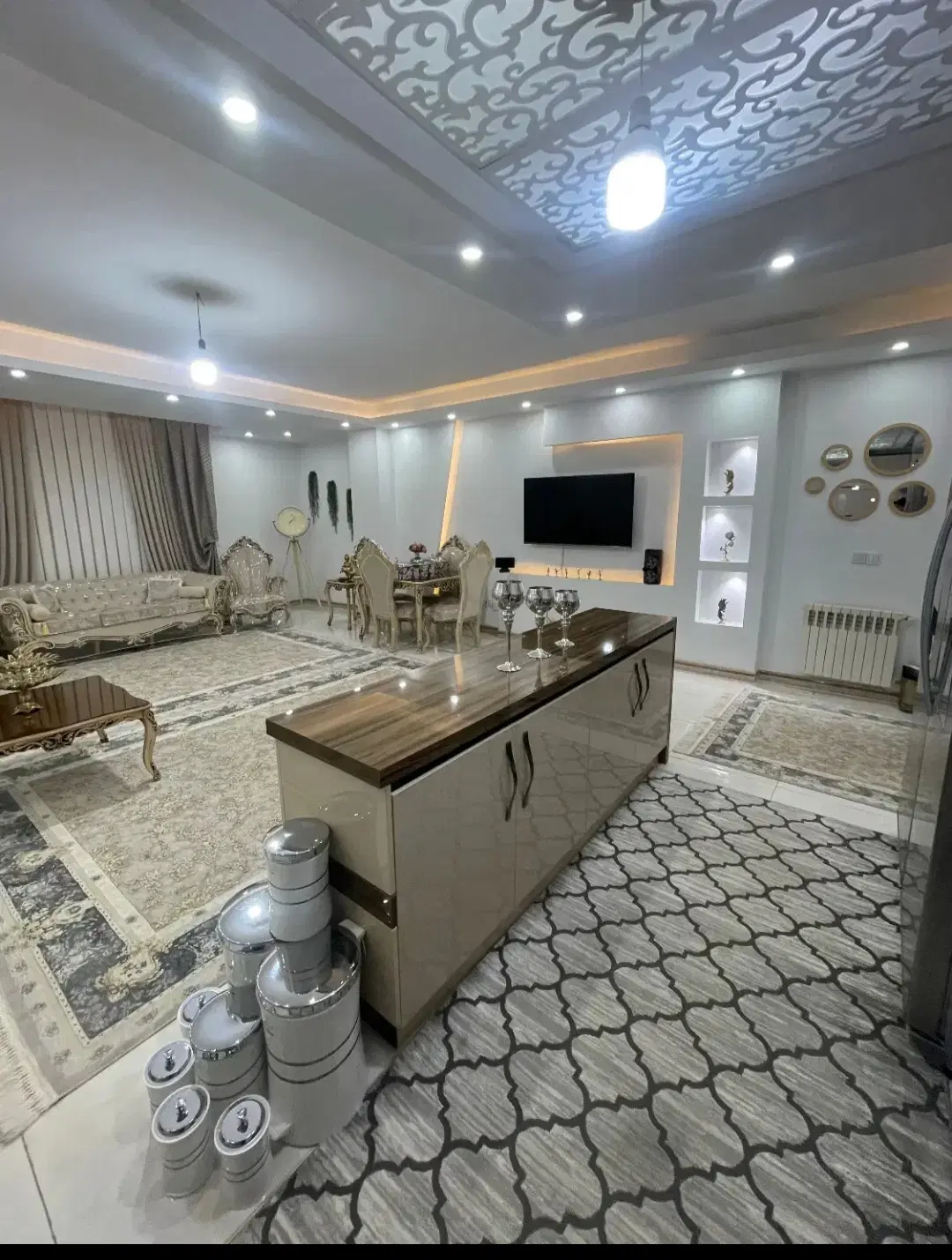 ۱۲۰ متر تک واحدی