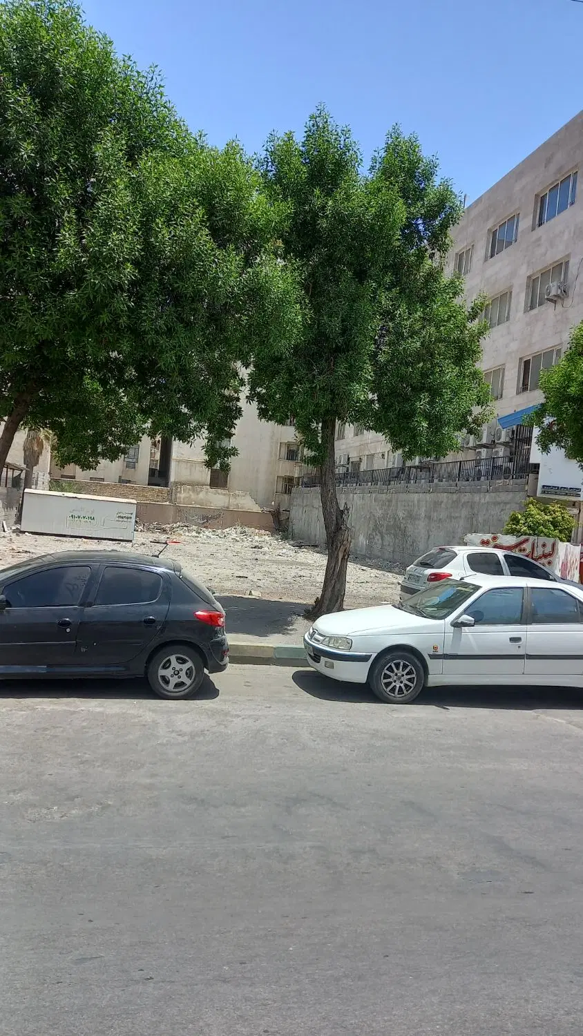 فروش ۳ خوابه ۱۲۷ متری ازادگان