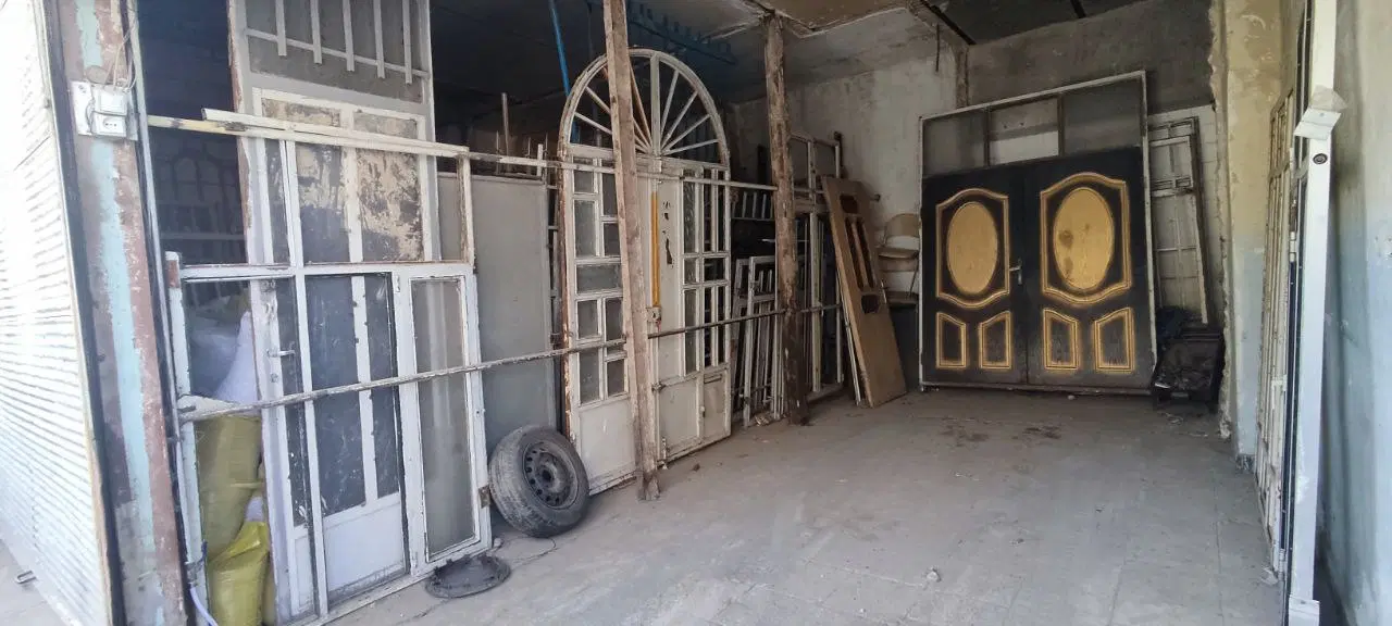 فروش ۵۰ متر مغازه و خانه با هم