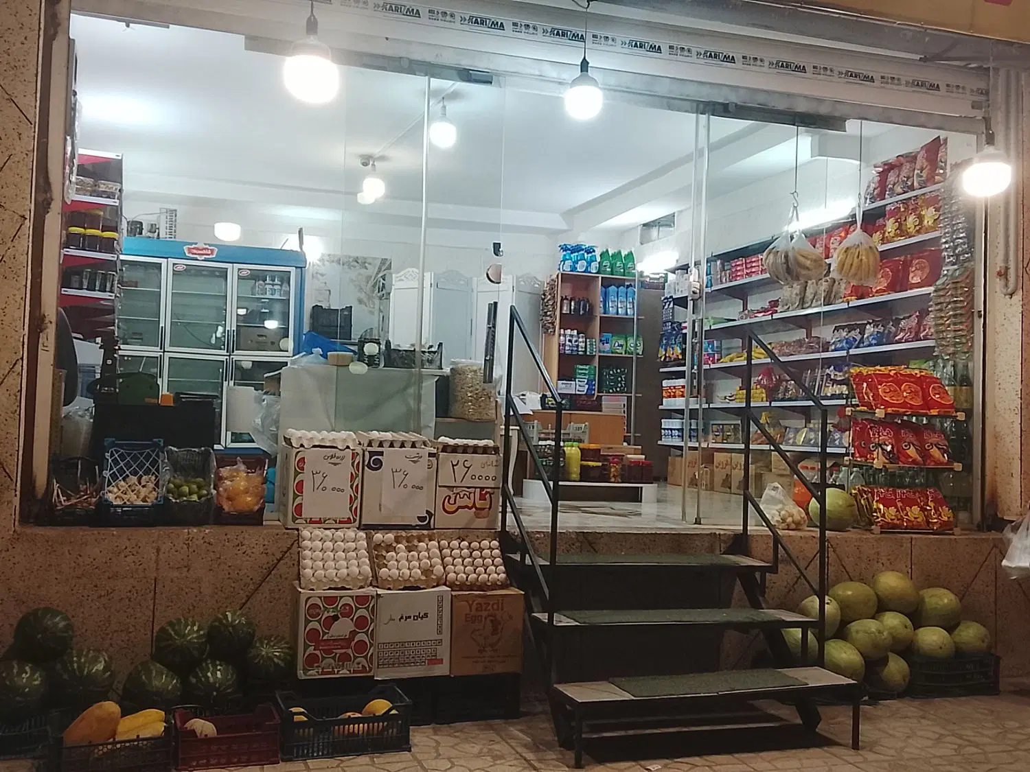 فروش مغازه ۴۳ متری بر خیابان اصلی گوهر شاهین ویلا