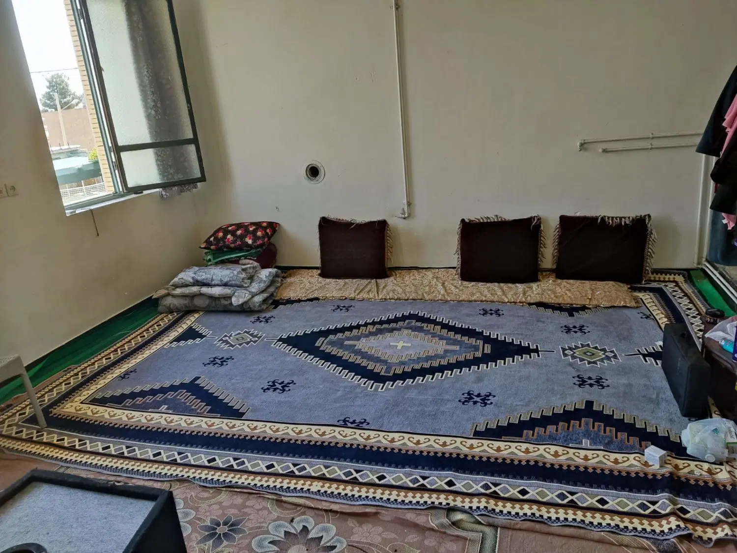 منزل طبقه دوم ۳ خواب سوییت جدا