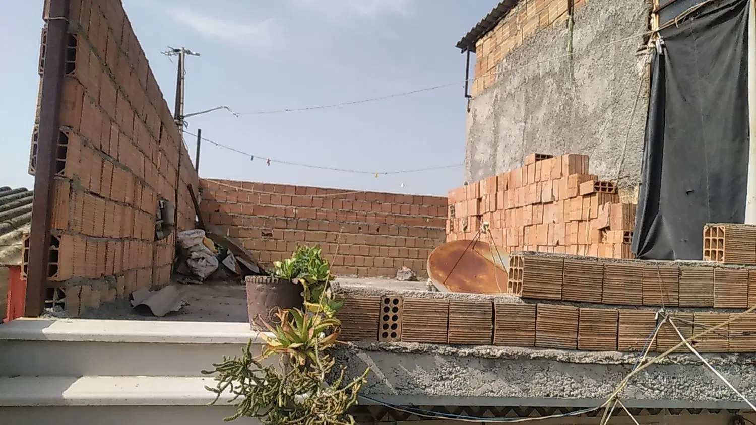 خانه در دو طبقه در خان ببین
