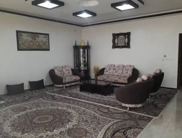 هم خونه