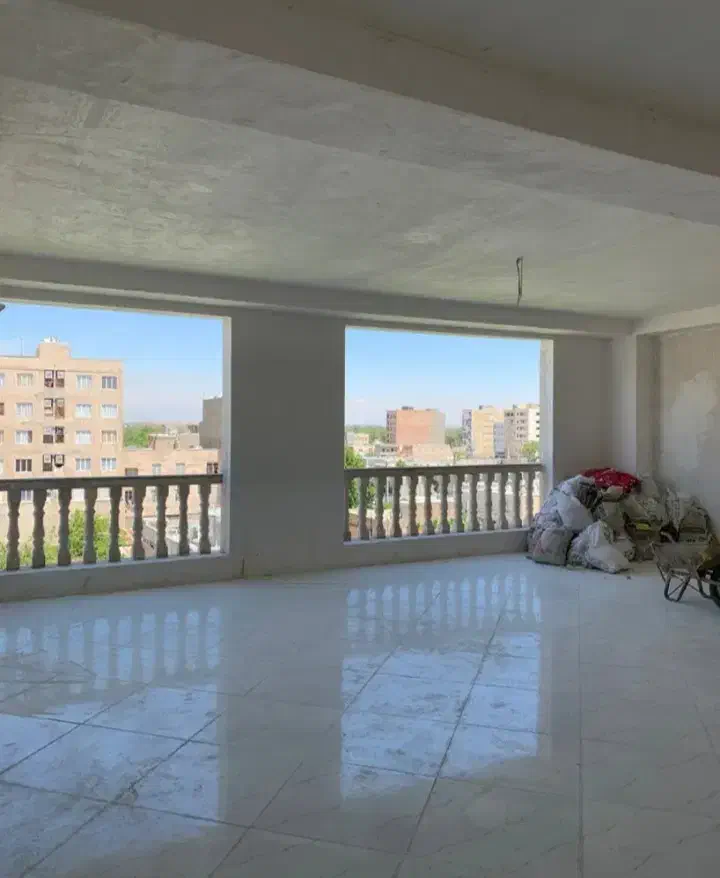 اپارتمان ۱۵۰ متری در باغستان
