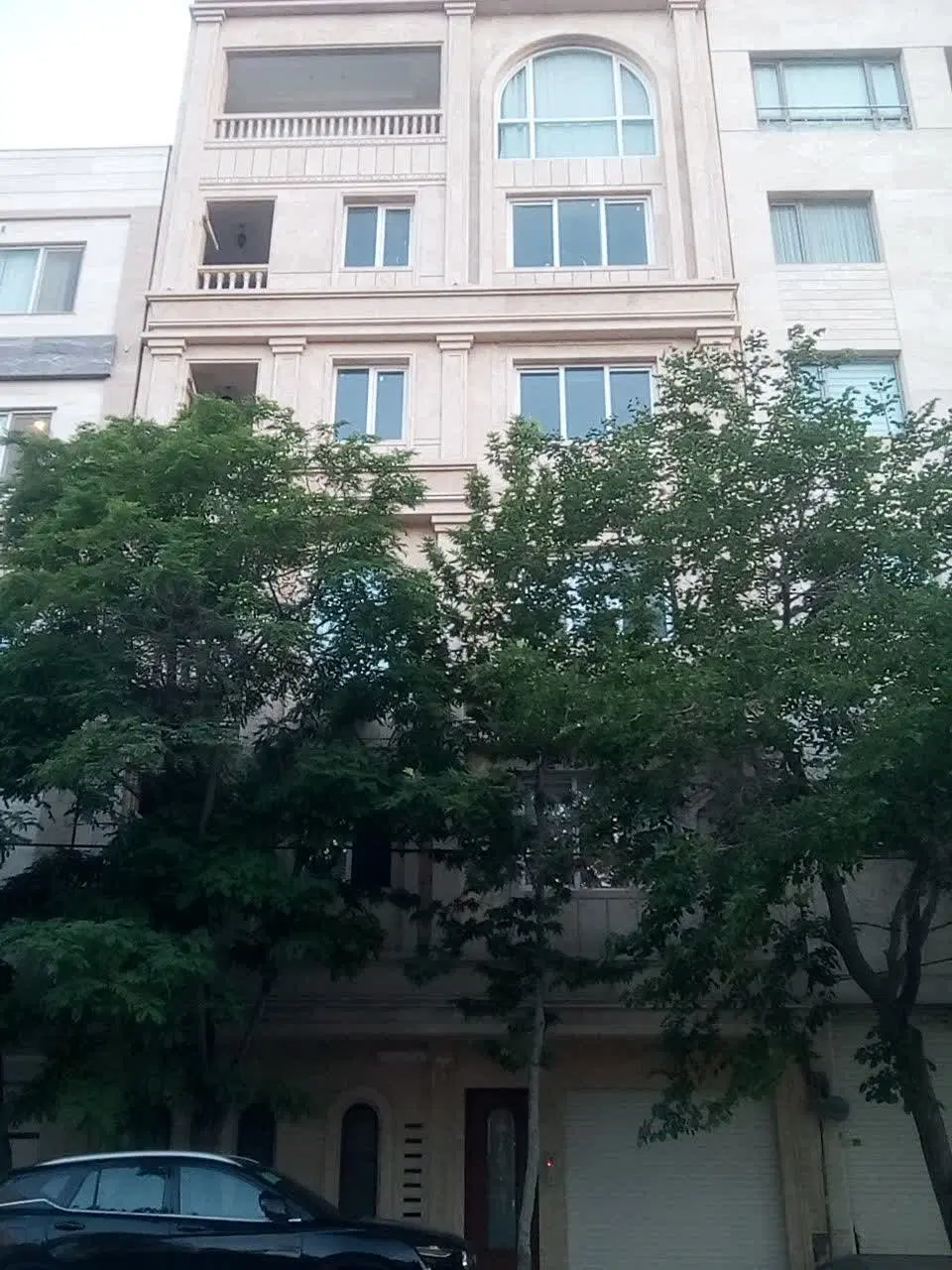 آپارتمان ۸۵ متر زکریا شمالی