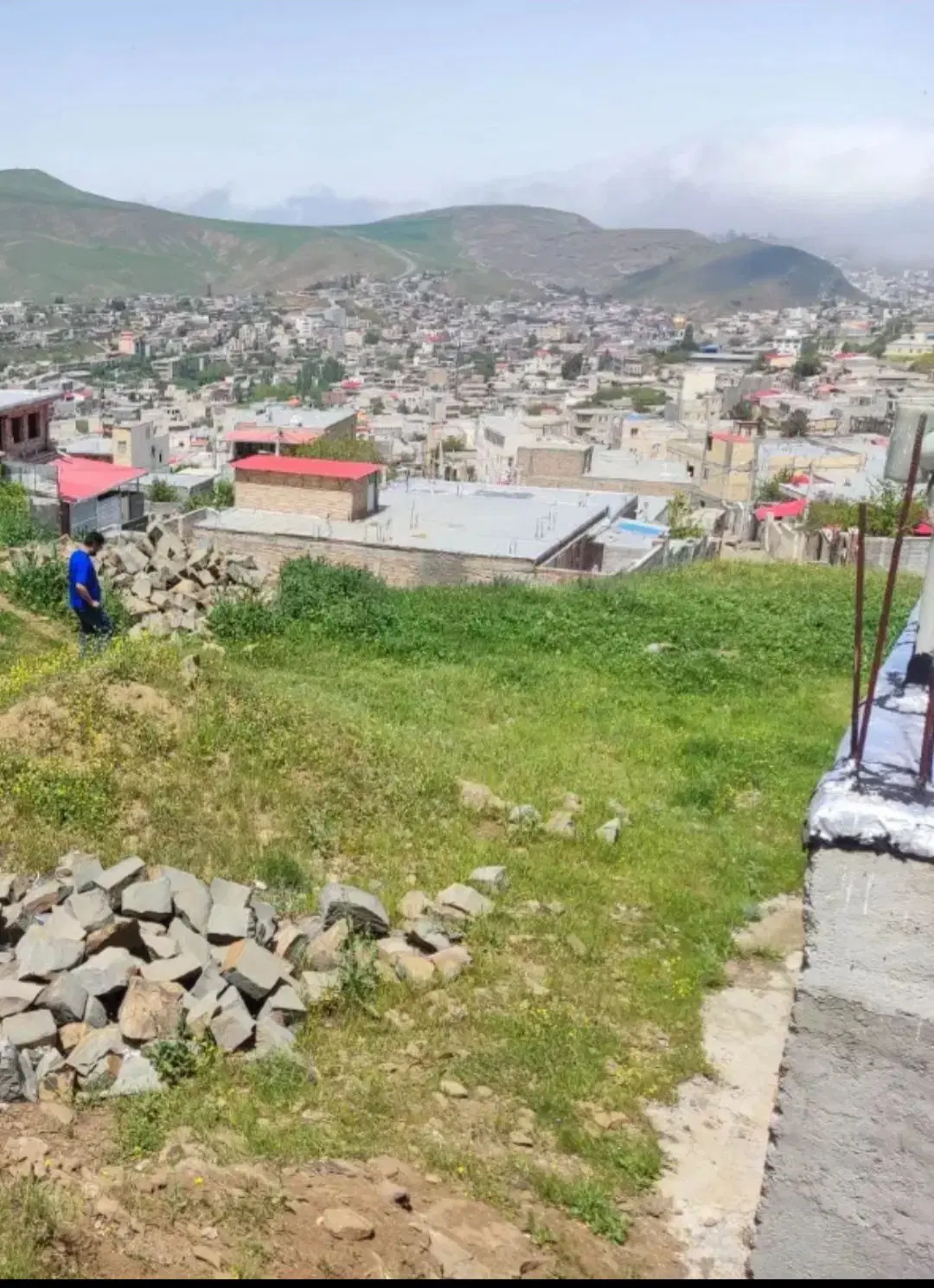 زمین مسکونی‌ بام گرمی