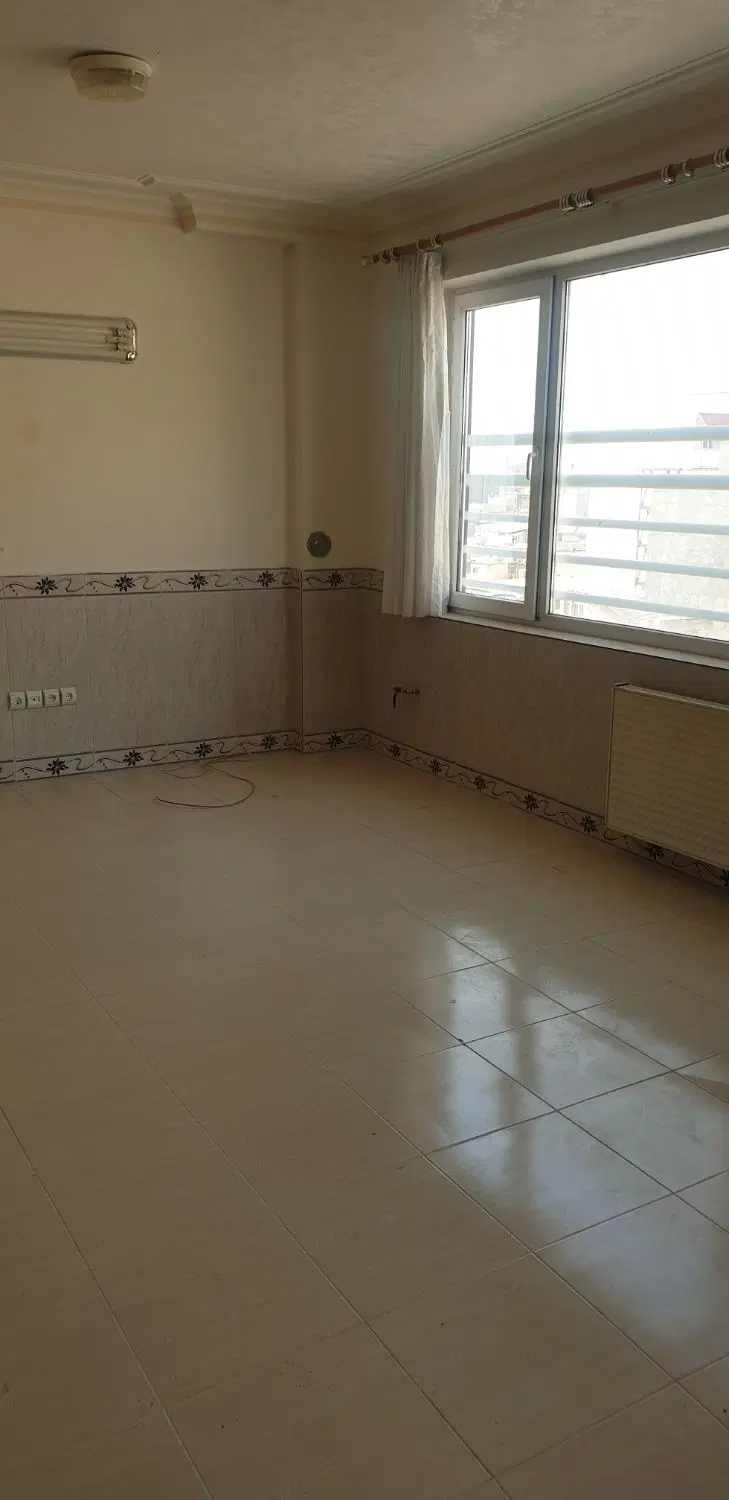مسکن خیابان نسترن