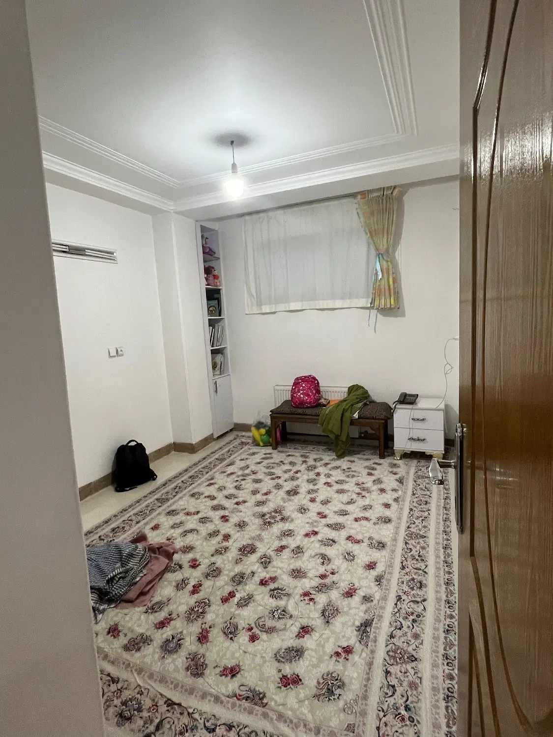 اجاره خانه بلوار جمهوری در خیابان صادقیه