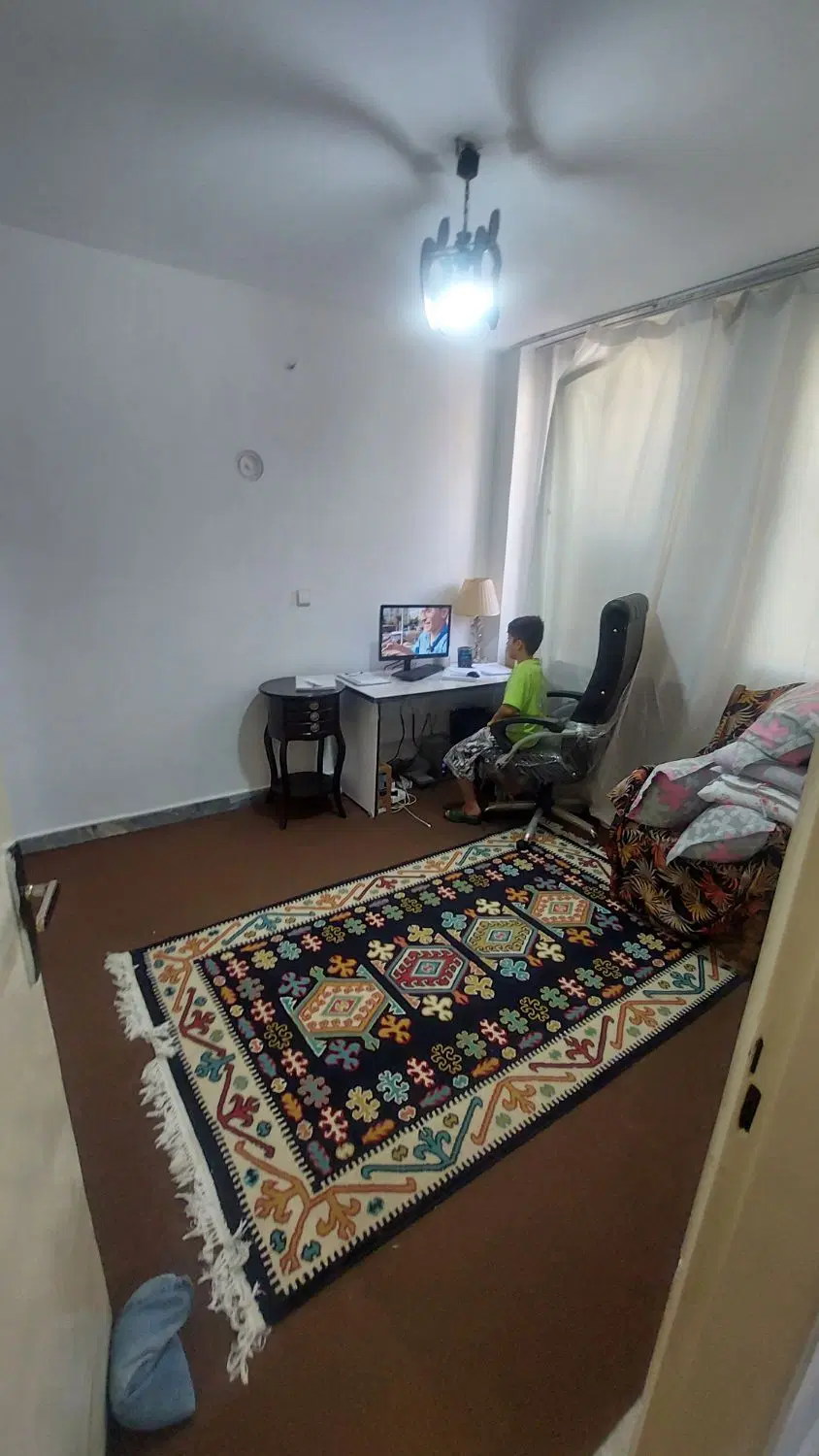 اجاره واحد ۷۷متری طبقه دوم با پارکینگ