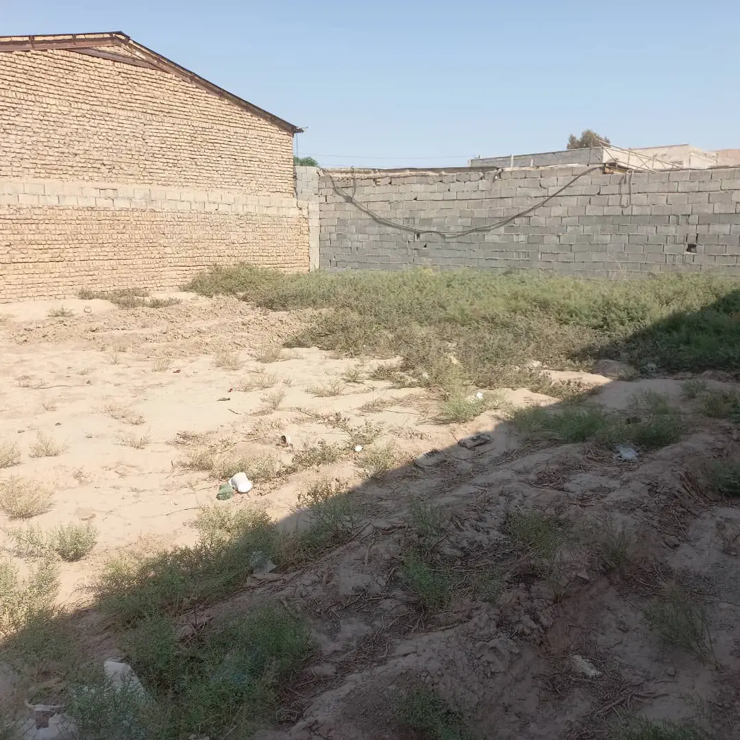 زمین چهاردیواری شده