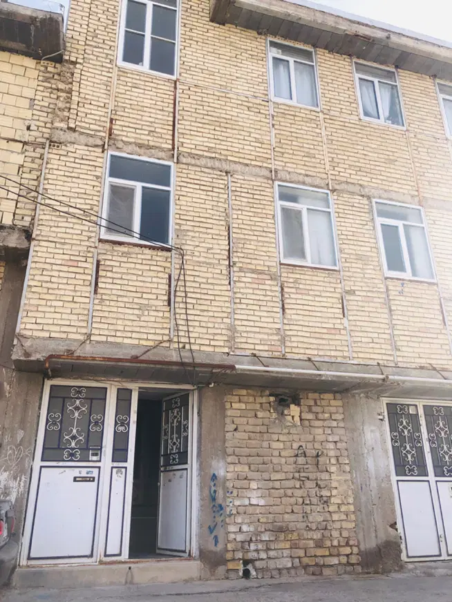 آپارتمان شخصی ساز طبقه دوم ۷۰ متر