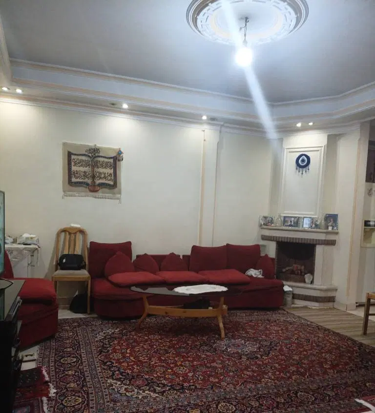 واحد ۹۰ متری دو خواب