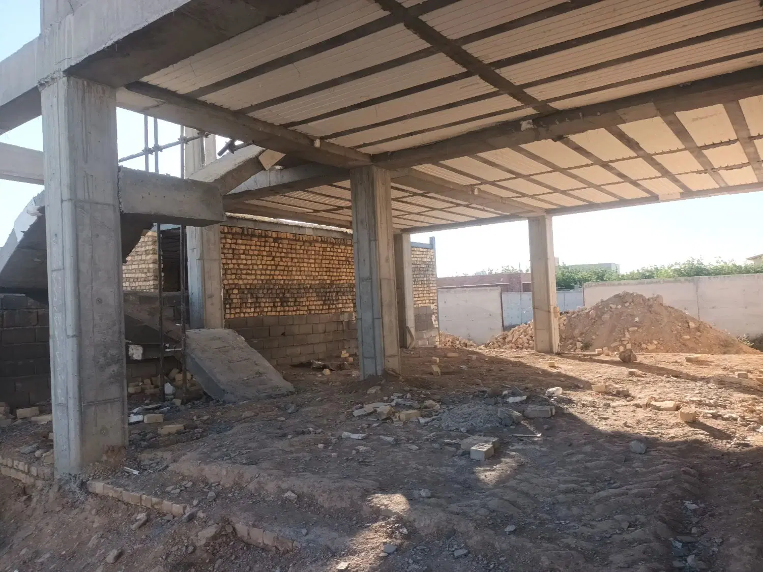 خانه فروشی طنجران گلستان ۳