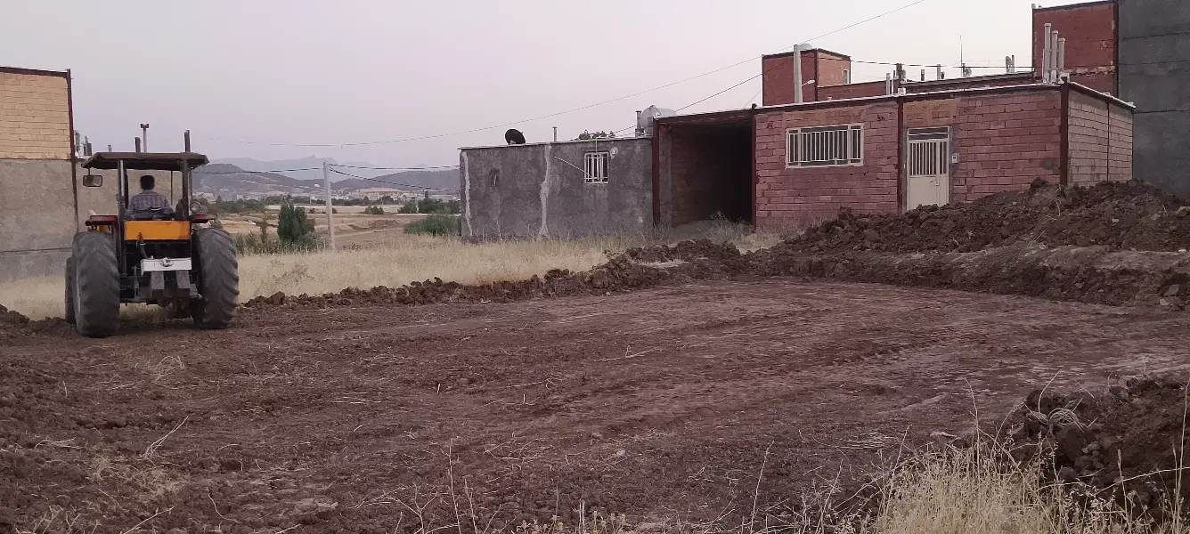 زمین مسکونی آماده ساخت