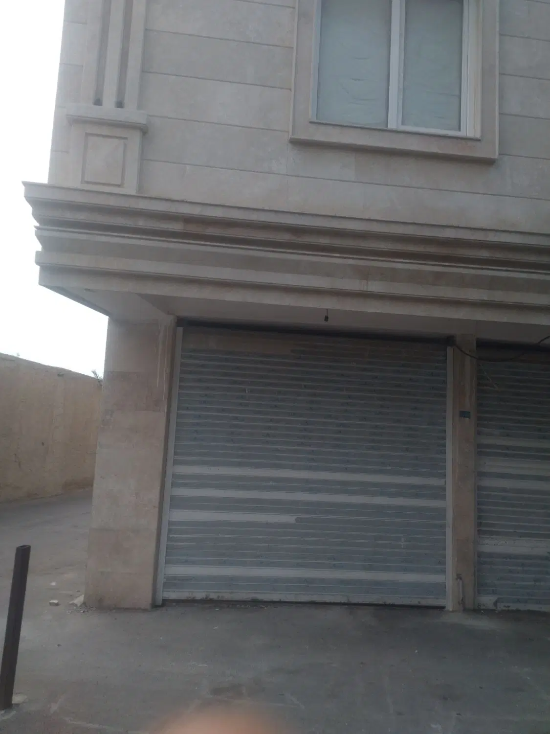 اجاره مغازه بیست متری شاه‌حسینی فلکه حر