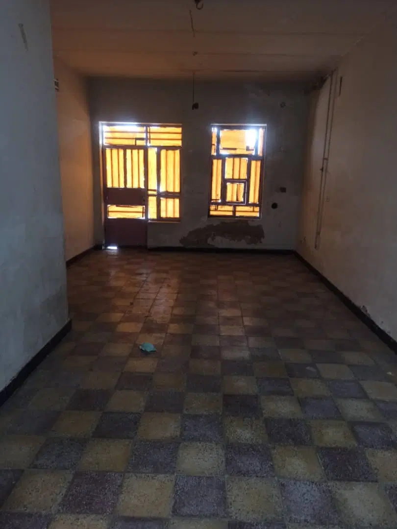 اجاره منزل ۳۰۰متری قدیمی