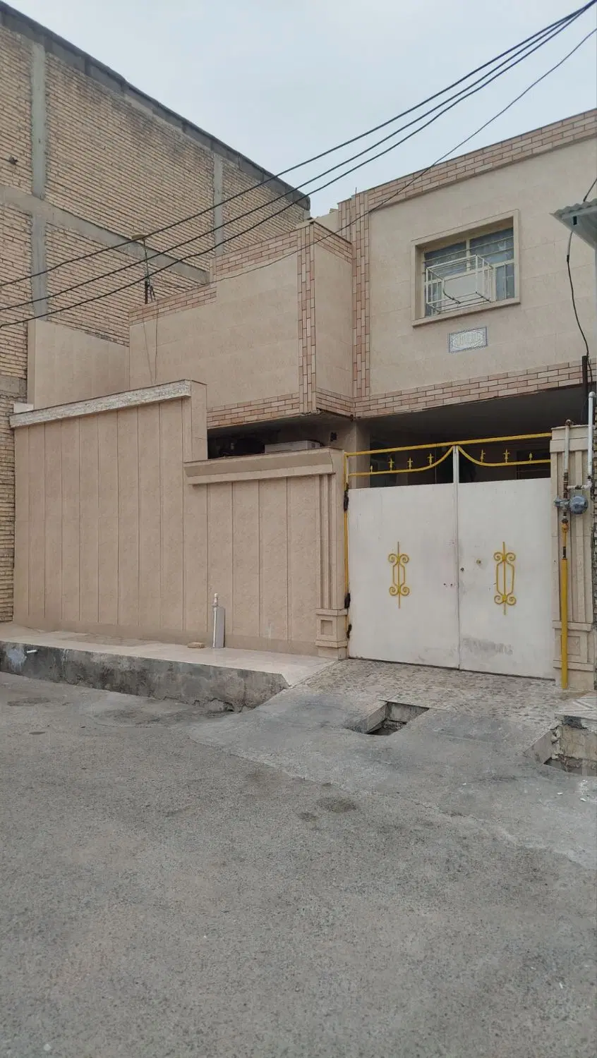 خانه دو طبقه