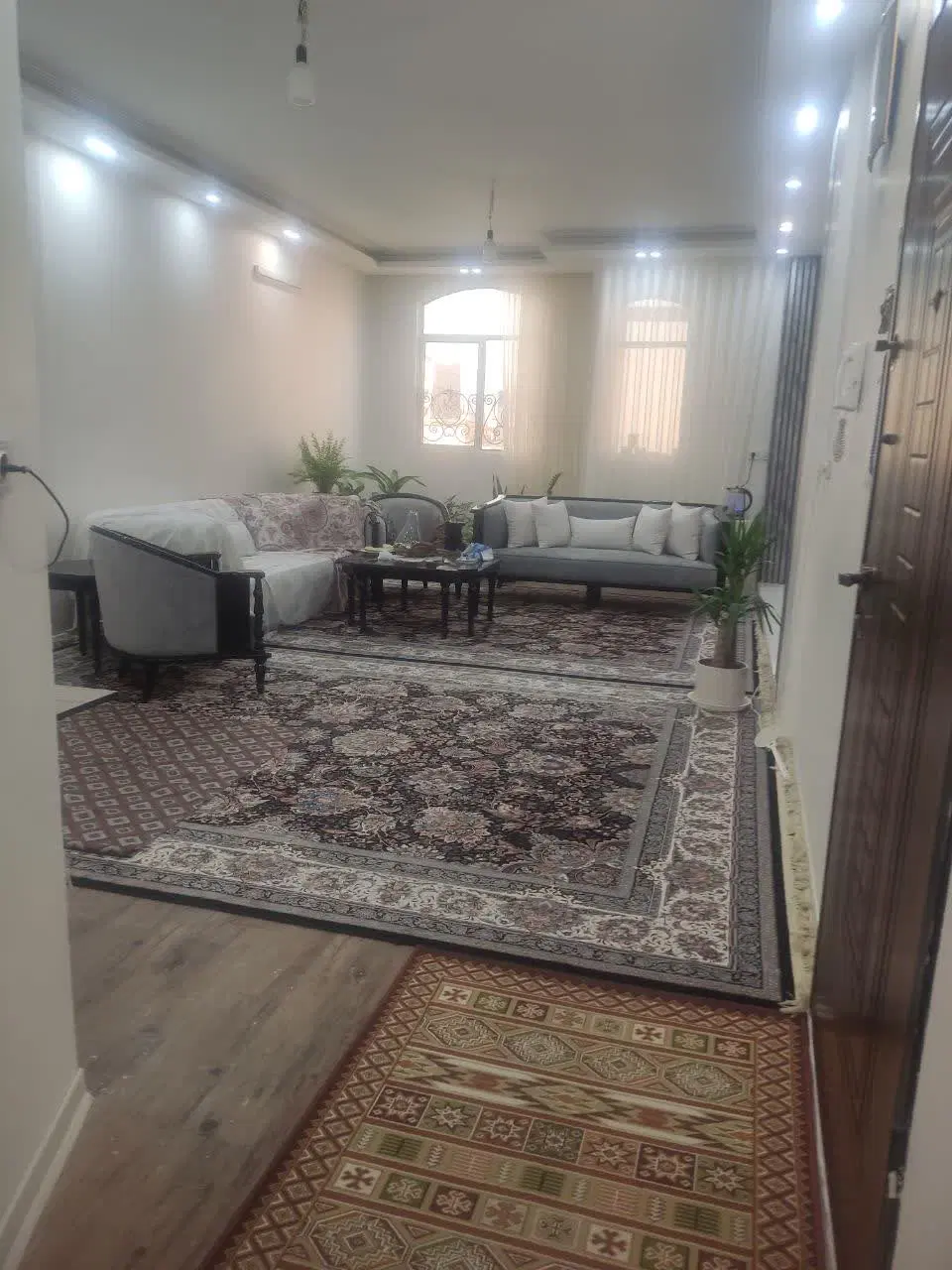 آپارتمان سنددار شیک ابوطالب