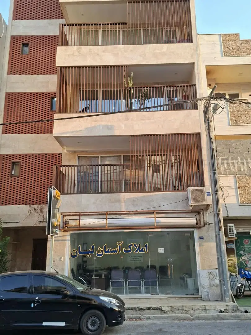 واحد۸۵ متری بهمنی