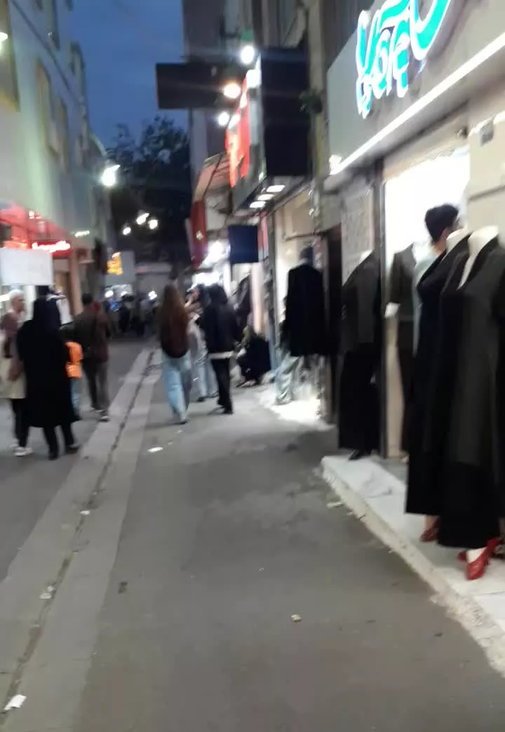فروش نقدی مغازه ۵۰متری یامعاوضه باواحد یا باغ ویلا