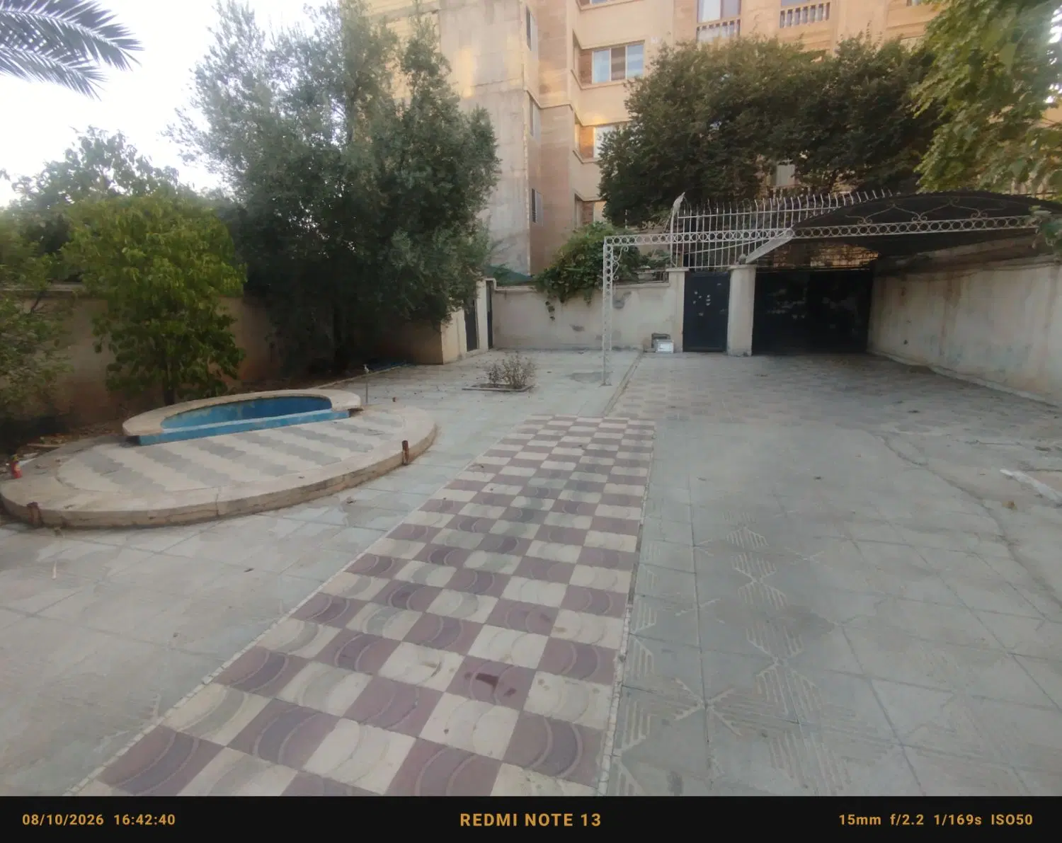 منزل ویلایی دربست 400متری خیابان موعود