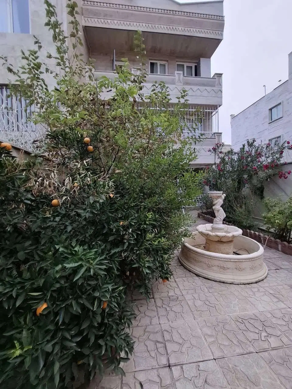 خانه ویلایی دوطبقه