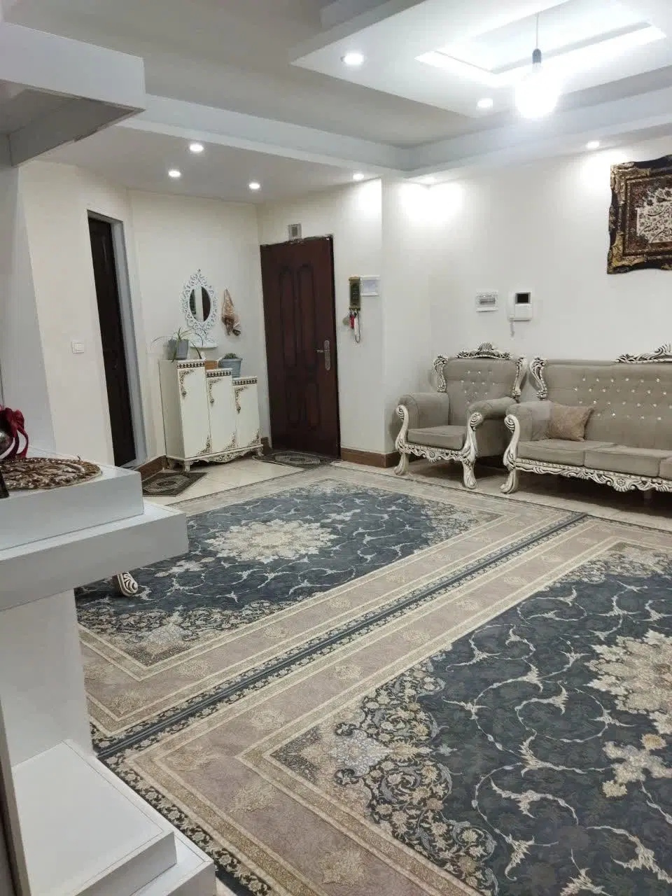 واحد 65 متری  آسانسور پارکینگ تانکر آب  انباری