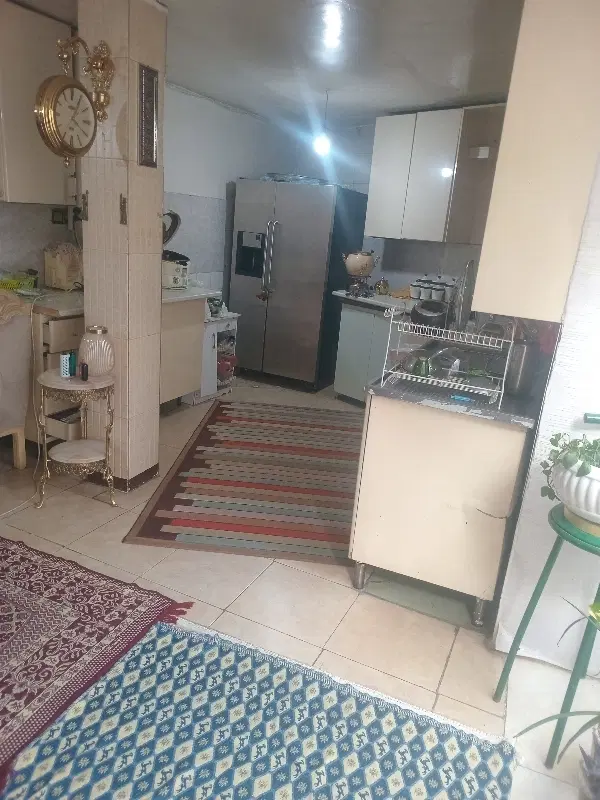 واحد 60 متری حیاط دار