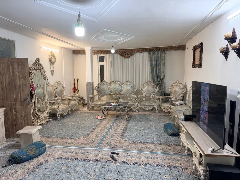 ۸۵ متری باقرشهر