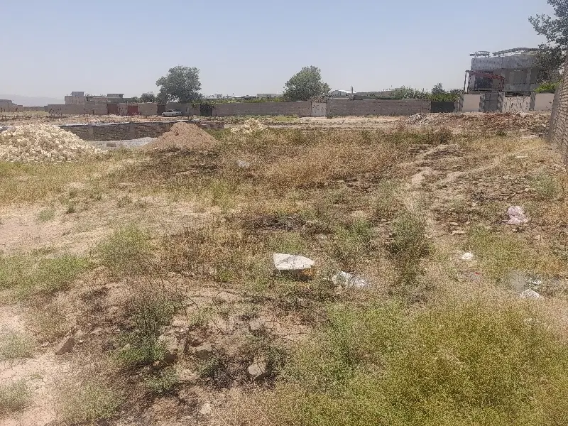 زمین ۲۳۰۰متری بر کمربندی امام خمینی