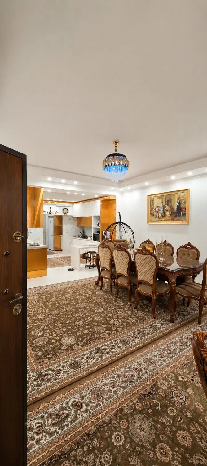 آپارتمان لوکس یک سال ساخت کاشانی