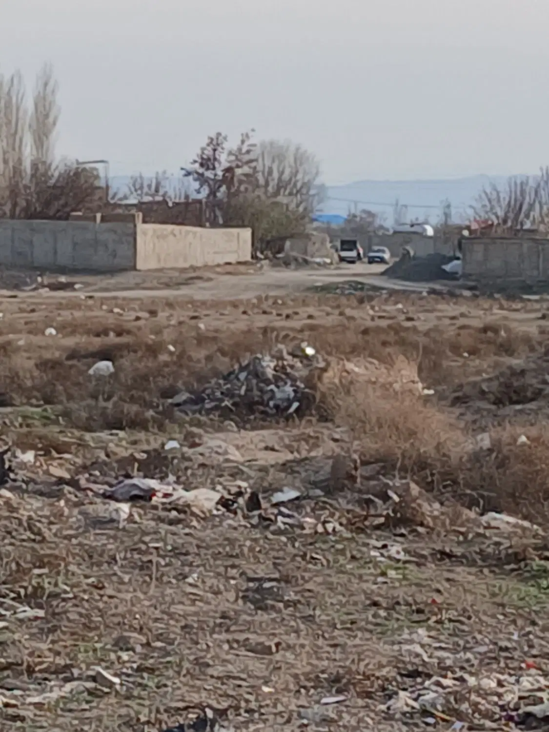 زمین باقراباد