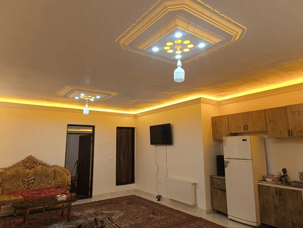 خانه و خانه باغ روستایی