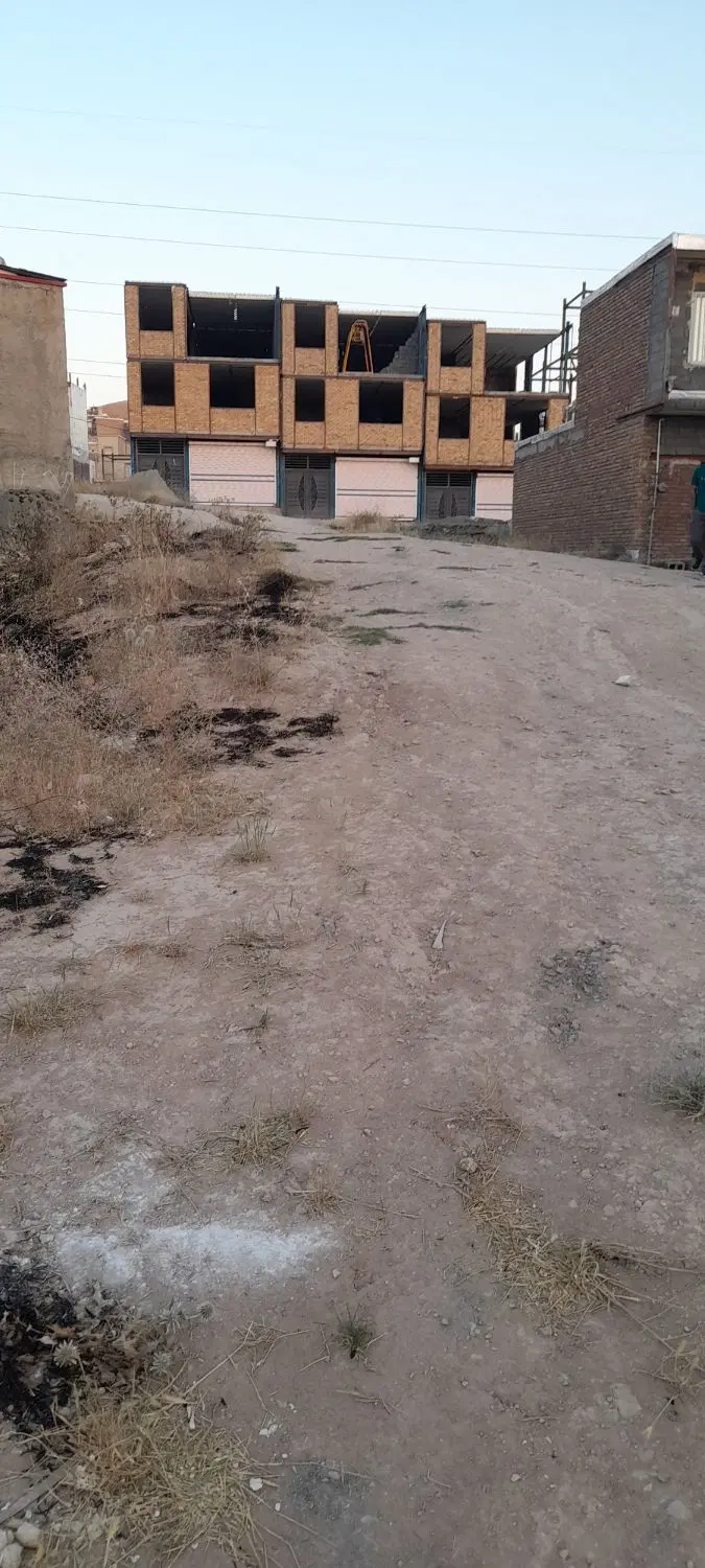 زمین 140متری نایسر