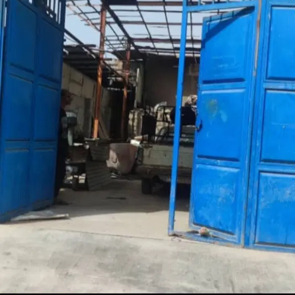 یک انبار یا گاراژ در زرگان خیابان اصلی