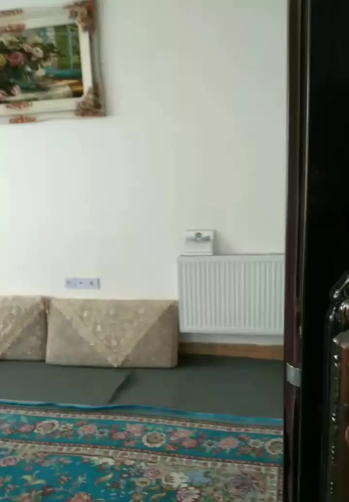 آپارتمان ۱۰۰ متری تمیز و خوش نقشه با محله ای آرام