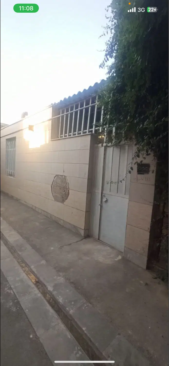 فروش خونه ویلایی ۱۳۰متری حیاط دار
