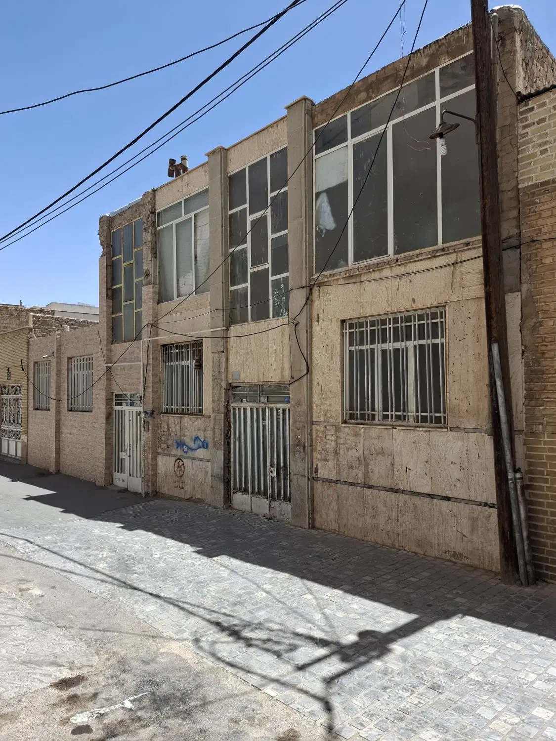 فروش و معاوضه ملک کلنگی با پروانه