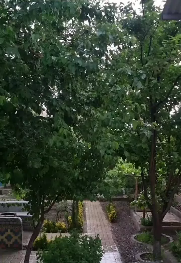 خانه باغ ۳۵۰ متری سند تک برگ،بهشت کوچک