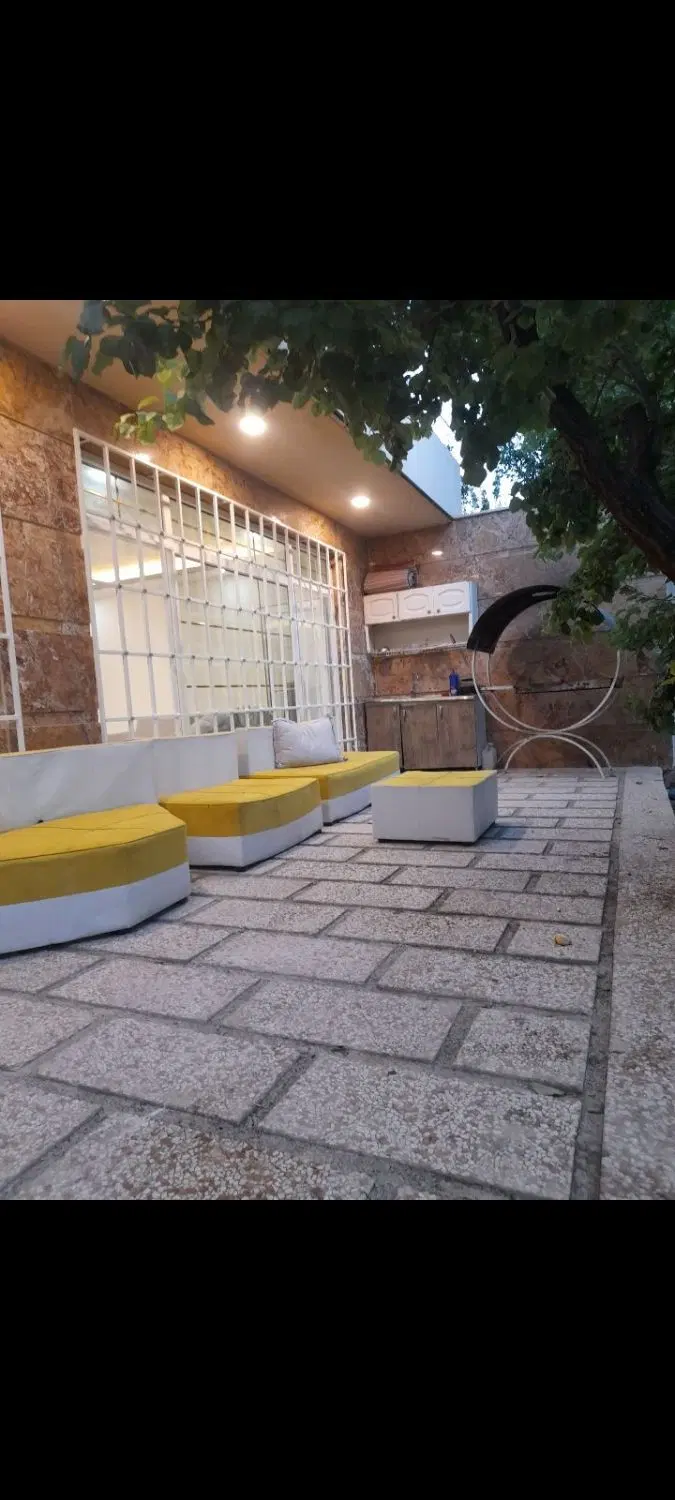 باغچه ۶۰۰ متری در زیبادشت فرخ آباد باغ انگوری