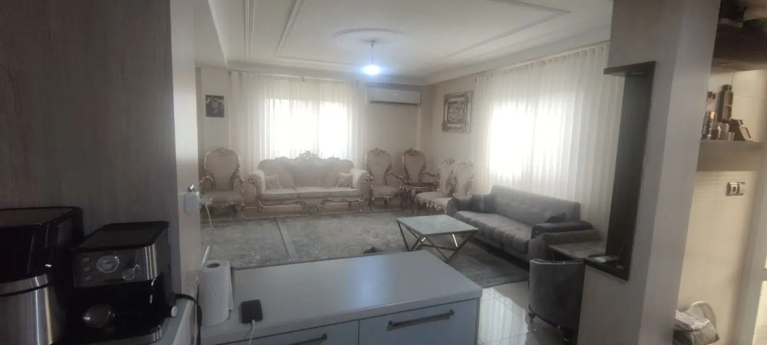 ۱۰۰ متری ۱۶سال ساخت  بهترین لوکیشن ۱۶متری