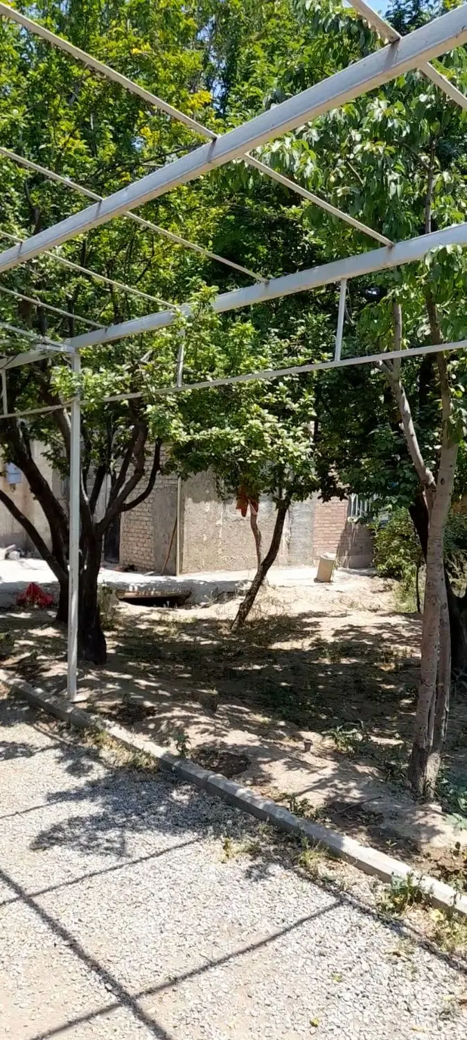 ۴۰۰ متر باغ دو نبش عرصه عیان انشعابات بنا قدیمی