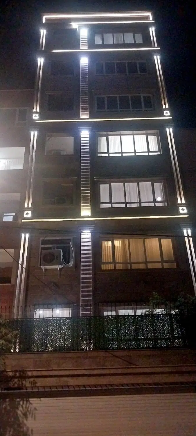 آپارتمان۱۴۰متری ۳خواب