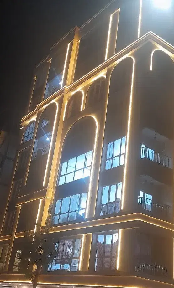 ۱۱۵ متر غرق نور ۲ خواب